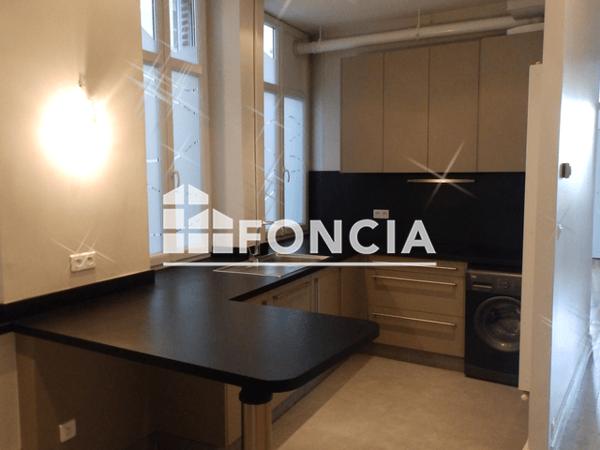 Location Appartement 5 pièces 118.22 m² - 14 RUE RAYMOND POINCARE Nancy 54000