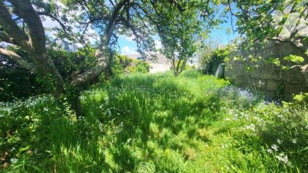 Terrain bourg LOCMIQUELIC