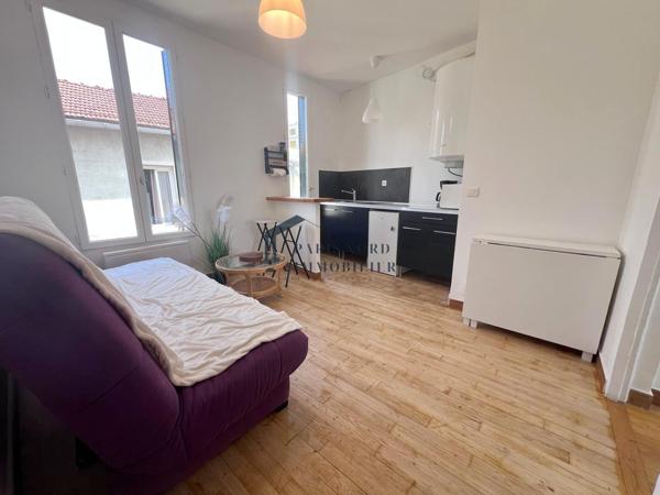 Le Bourget (93350) 2 pièces 30m² F2 GARE A 10 MIN - LOCATION MEUBLE - LE BOURGET