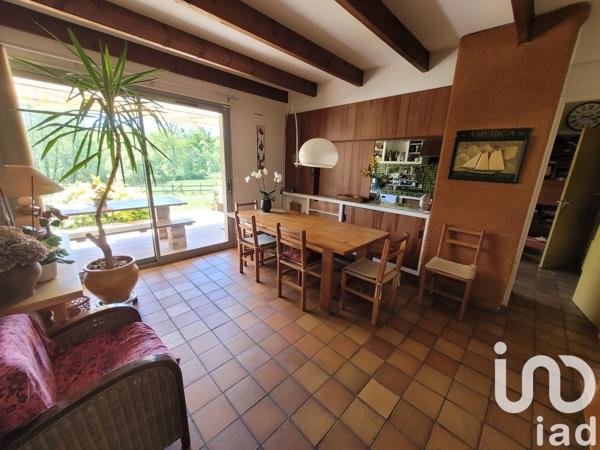 Maison à vendre 6 pièces 165 m² Beaulieu-sous-Parthenay