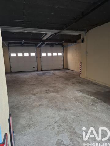 Immeuble à vendre 233 m² Saint-Étienne