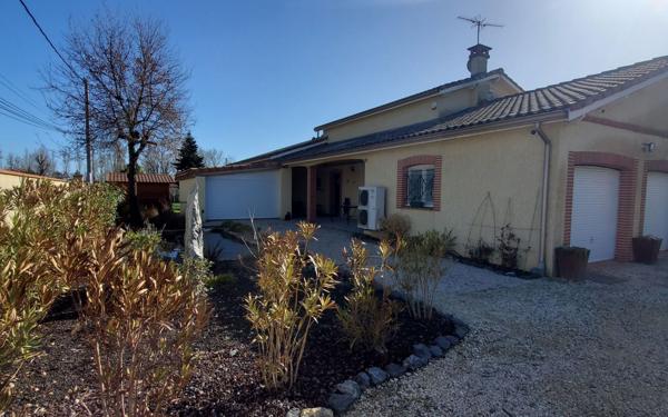 Maison à vendre    7 pièces •  Roques