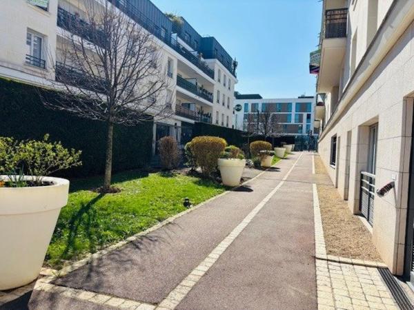 Appartement 4 pièces lumineux et spacieux