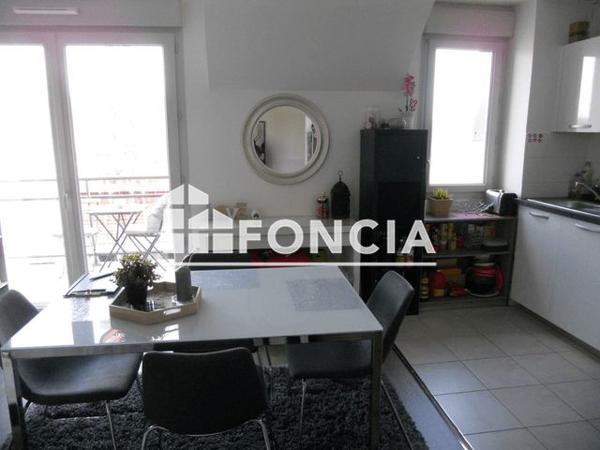 Location Studio 32.43 m² - 52 RUE DE LA TABLE DE PIERRE Darnetal 76160