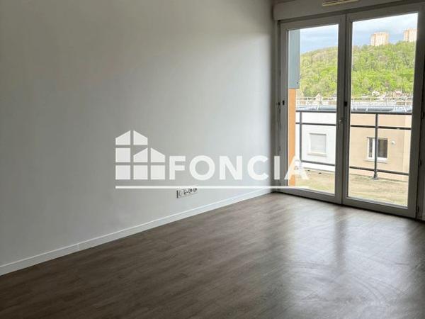 Location Studio 32.43 m² - 52 RUE DE LA TABLE DE PIERRE Darnetal 76160
