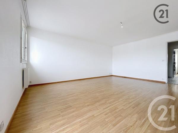Appartement F4 à vendre  4 pièces - 100,89 m2 MONTEREAU FAULT YONNE - 77