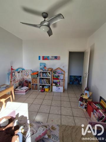 Location maison 5 pièces 136 m² Saint-Denis