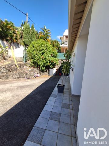 Location maison 5 pièces 136 m² Saint-Denis