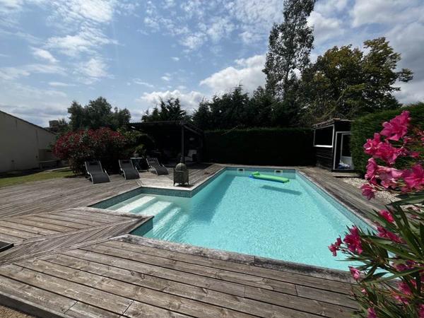 Maison à vendre |  Langoiran |  6 pièces | 170 m²