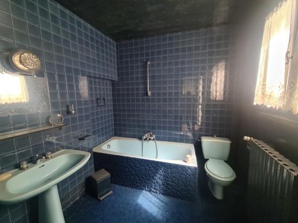 Immeuble à vendre |  Issoudun |  136 m²