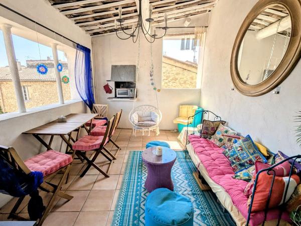 Maison de village de 100 m² avec terrasses – LAURIS 269 000 €