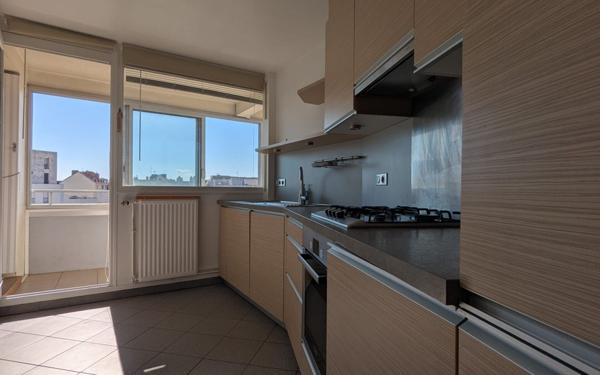 Appartement à vendre    4 pièces • 102,99 m2 Dijon