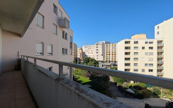 Appartement à vendre    4 pièces • 102,99 m2 Dijon