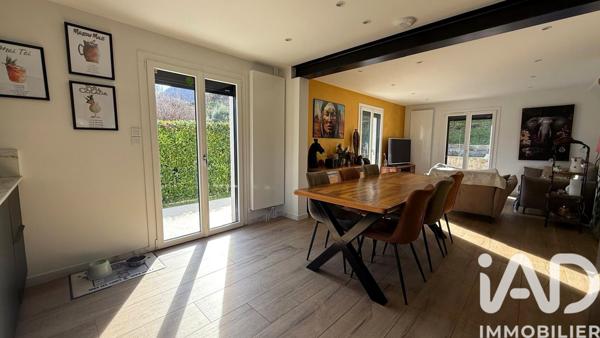 Maison à vendre 4 pièces 125 m² Noyarey