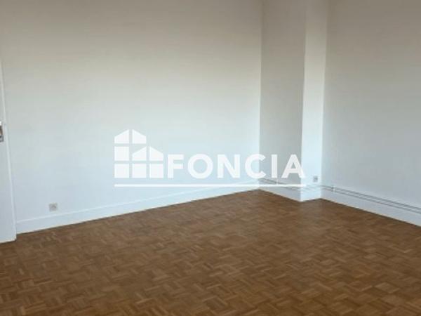 Location Appartement 4 pièces 91.1 m² - 4 RUE BOURDELLE Brest 29200