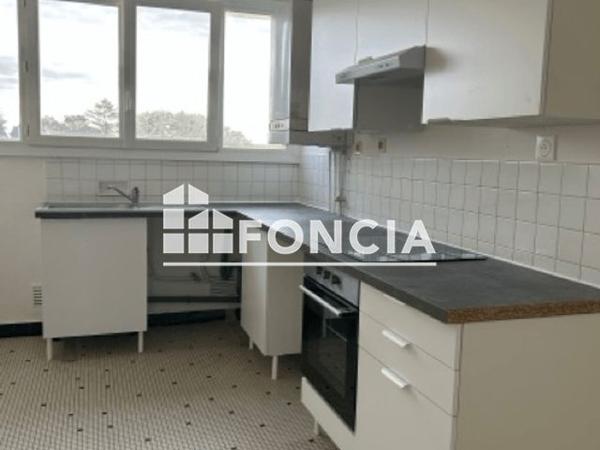 Location Appartement 4 pièces 91.1 m² - 4 RUE BOURDELLE Brest 29200