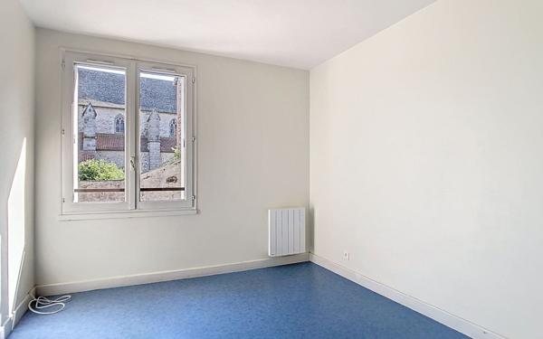 Appartement à louer    4 pièces •  Aurillac