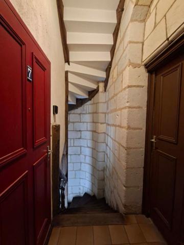 Exclusivité NESTENN Saumur - Charmant appartement 3 pièces avec vue sur château à Saumur