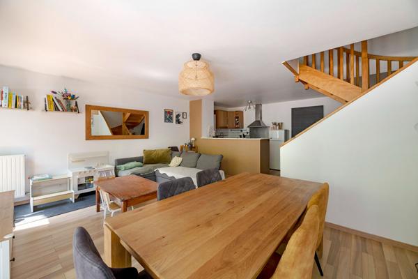 Appartement Saint Jacques De La Lande 4 pièces / 80m² / Garage / Terrasse