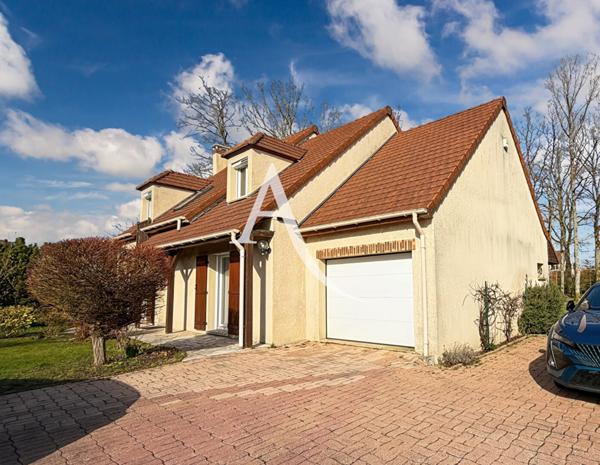 Maison Le Perray En Yvelines 6 pièce(s) 140 m2