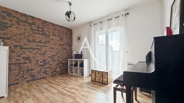 Maison Le Perray En Yvelines 6 pièce(s) 140 m2