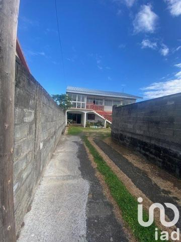 Maison 10 pièces de 300 m² à Saint-André (97440)