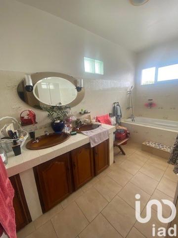 Maison 10 pièces de 300 m² à Saint-André (97440)