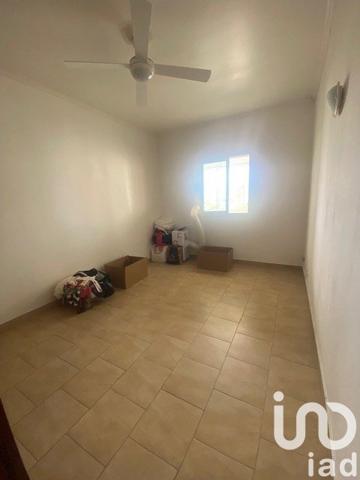 Maison 10 pièces de 300 m² à Saint-André (97440)