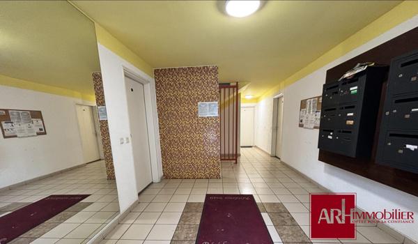 F2  libre d'occupation à Ste Clotilde