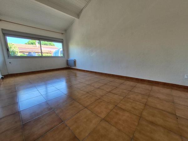 Maison de plain-pied 112 m2 avec garage entre Le Brusc et La Coudoulière