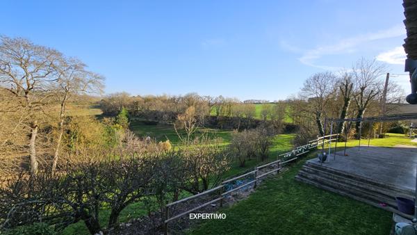 Nérac (47600) Magnifique maison de 300m², un appartement de 100m², une ancienne étable de 120m², parc arboré, piscine.