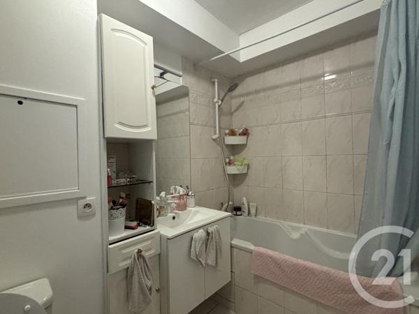 Appartement F1 à vendre  1 pièce - 28,44 m2 SAVIGNY SUR ORGE - 91