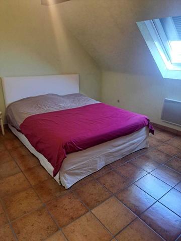 Ensemble immobilier 500m2, restaurant bar appartements, terrain 1187m2