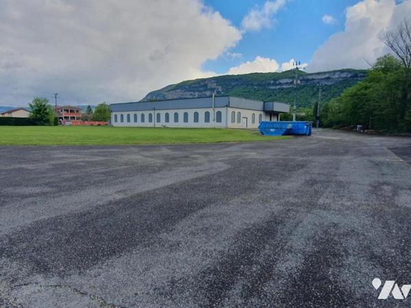 Propriété à usage mixte d'habitations et professionnel