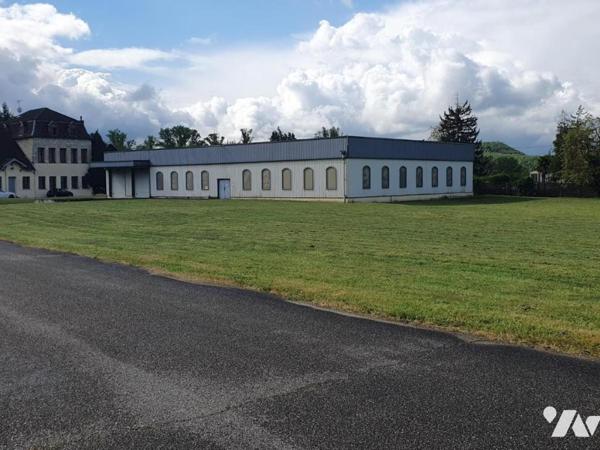 Propriété à usage mixte d'habitations et professionnel