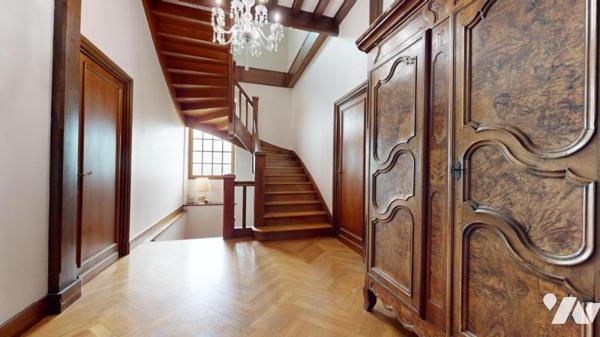 Propriété à usage mixte d'habitations et professionnel