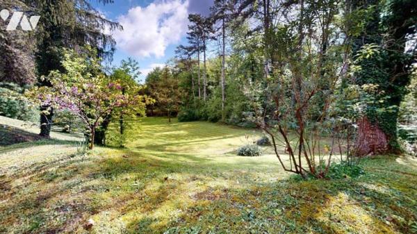 Propriété à usage mixte d'habitations et professionnel