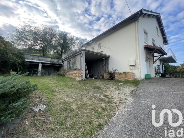 Maison à vendre 5 pièces 170 m² Saint-Clair-du-Rhône