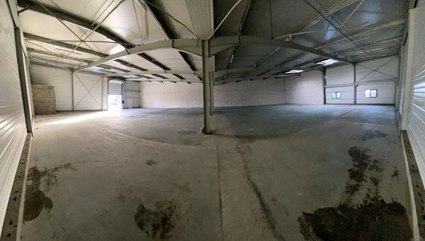 A LOUER : local d'activité NEUF 600 m2 - Visibilité Route de Vannes - SAINT HERBLAIN
