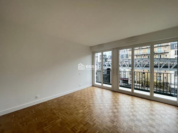Location Appartement 3 pièces 76 m² - Paris 75015