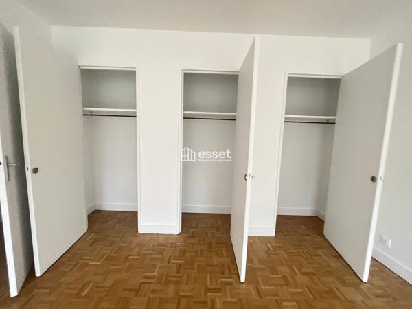 Location Appartement 3 pièces 76 m² - Paris 75015