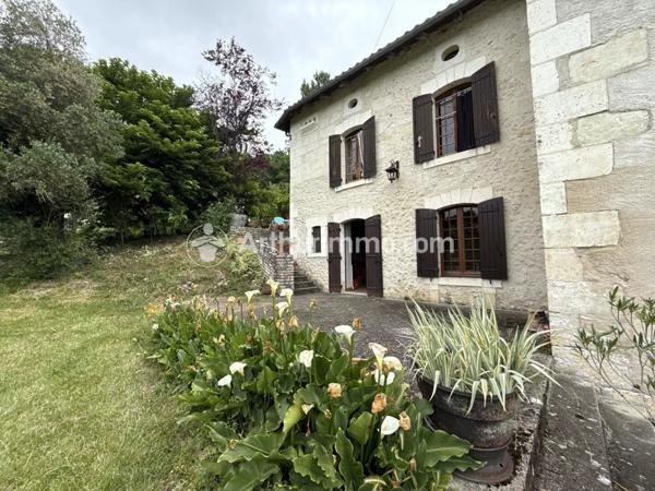 Vente Maison 4 pièces 124 m2 à Saint-Astier