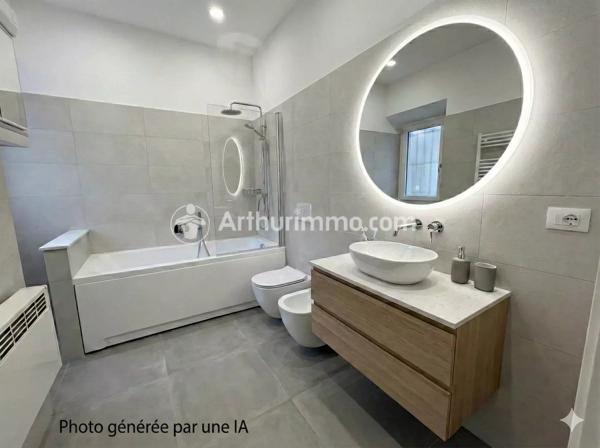 Vente                                                      Maison
                        
                     4 pièces                      124 m2                     à Saint-Astier