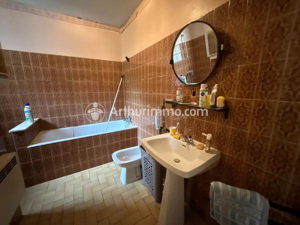 Vente Maison 4 pièces 124 m2 à Saint-Astier