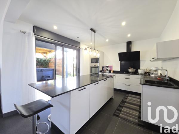 Maison à vendre 5 pièces 105 m² Saint-Paul