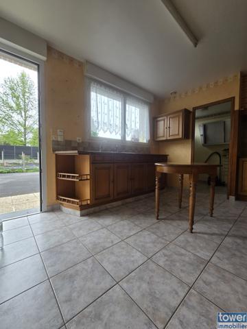Maison
                                                                                                                                                                                                                                                                                                                        5 pièce(s)                                                                                                                                                                                                          3 chambre(s)                                                                                                                                                                                                          143  m²