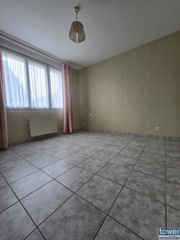 Maison
                                                                                                                                                                                                                                                                                                                        5 pièce(s)                                                                                                                                                                                                          3 chambre(s)                                                                                                                                                                                                          143  m²