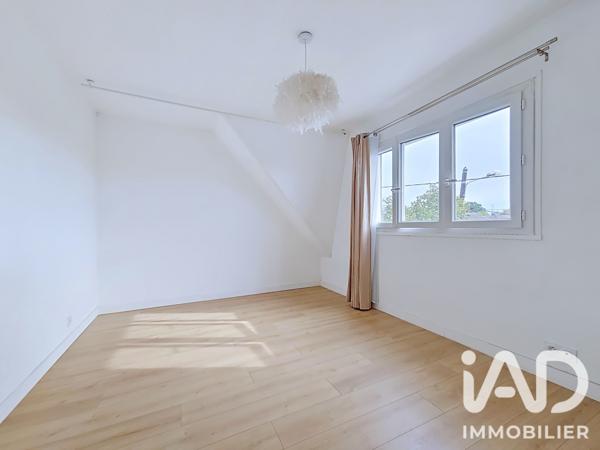 Maison à vendre 5 pièces 92,58 m² Courtry