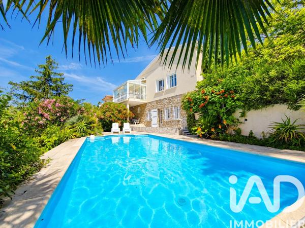 Maison à vendre 6 pièces 145 m² Ollioules