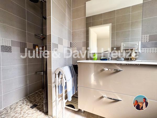 Maison
         4 pièces
        - 100 m² Bien prestige